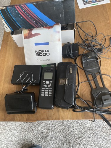 Nokia 9000 communicator phone - 9000,