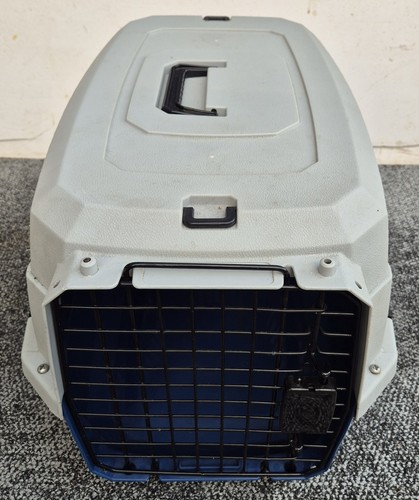 Sturdy plastic pet carrier - sturdy,