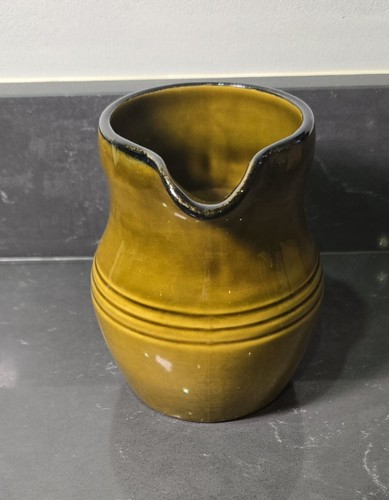 Vintage green ltd jug - t,
