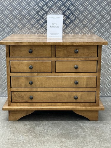 Laura ashley garrat - ashley, table