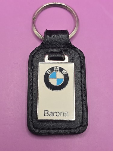 Keyring key ring - keyring, vintage