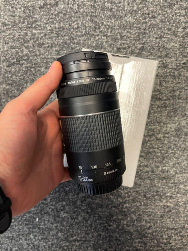 Canon 300mm 5 - 75-300mm, iii
