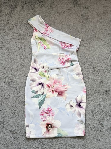 Lipsy london floral - london,