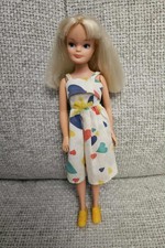 Vintage Smirky Sindy Blonde