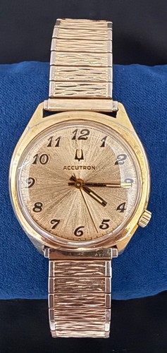 Vintage bulova accutron 1973 - accutron,