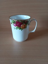 Royal Albert Old Country Roses