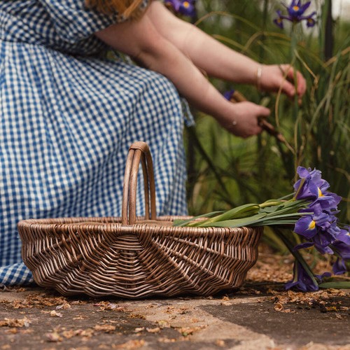 Antique wash oval - antique, lined