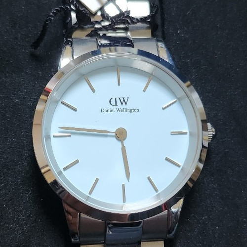 Daniel wellington iconic link - iconic,