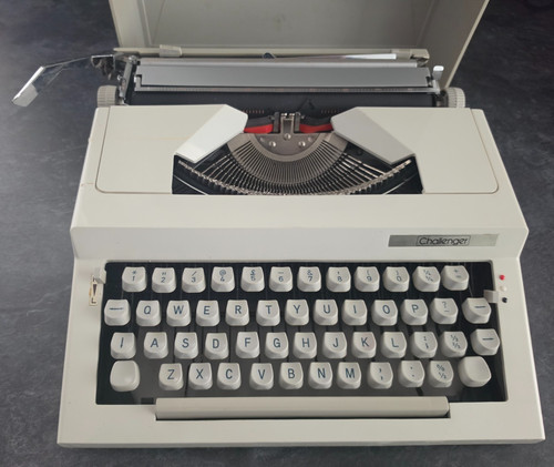 Vintage challenger portable - vintage,