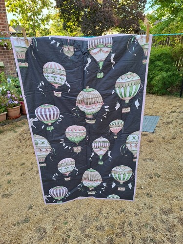 Small patchwork quilt - hot, air