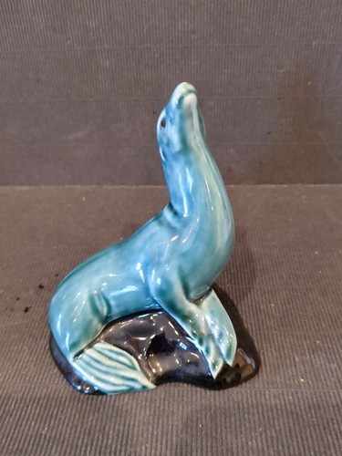 Vintage torquoise poole - torquoise,