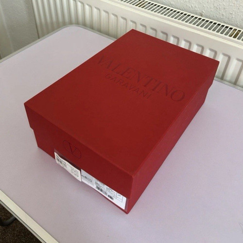 Valentino garavani red shoe - valentino,