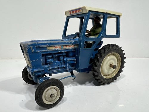 Britains ford 5000 tractor - britains,