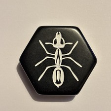 Hive Carbon Replacement Tile