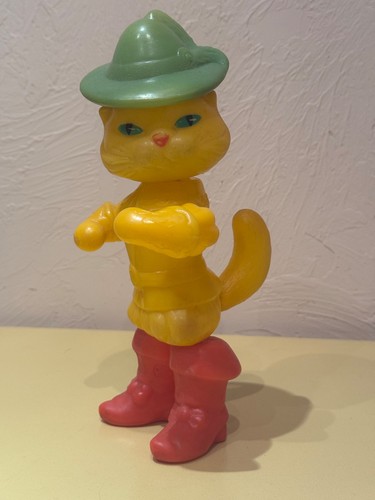 Vintage plastic puss - vintage,