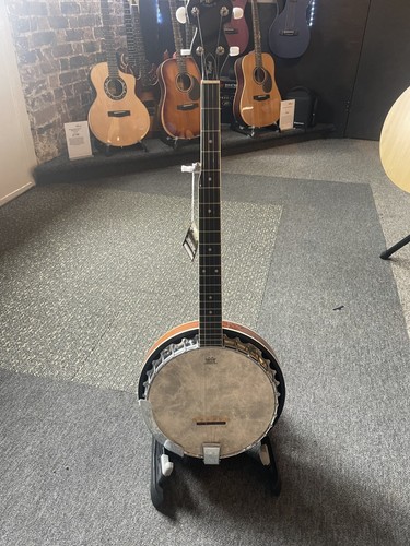 Barnes and mullins banjo - barnes,