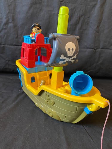 Toy pirate ship with - with, figure