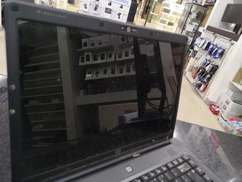 G7000 laptop intel - g7000, 15.4"