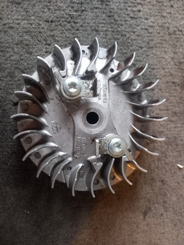 Makita petrol chainsaw - makita,