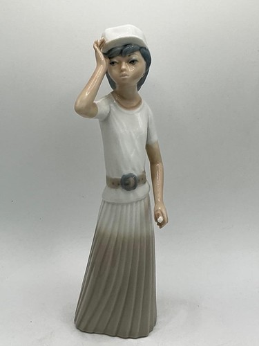 Vintage casades spain figurine - spain,