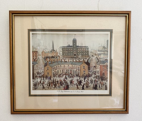 Lowry framed print - s, v.e