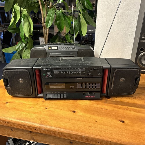 Sony cfs d550 radio cassette - sony, cfs-d550