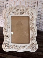 Renaissance-Style Vintage 3D