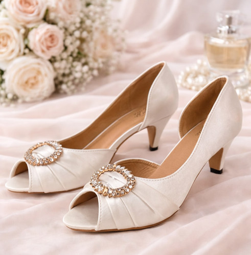 Woman satin bridal shoe - shoe, 2"