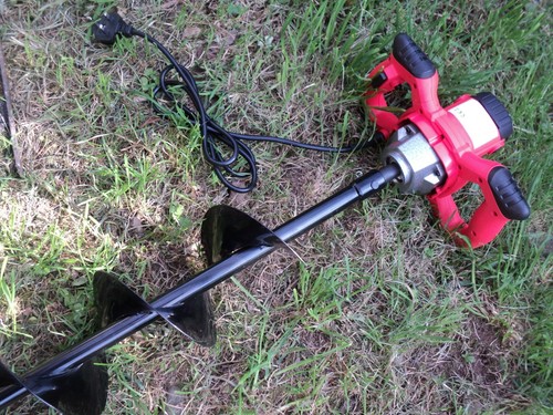 Earth post hole borer 240v - earth,