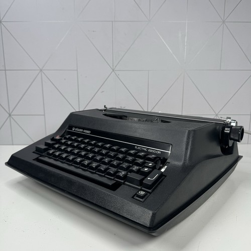 Silver reed 6200 electric - silver,