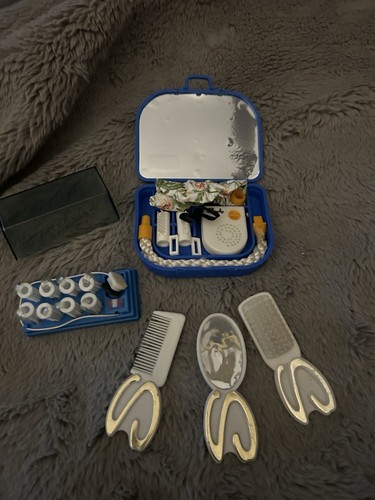 Sindy hair care set - care,