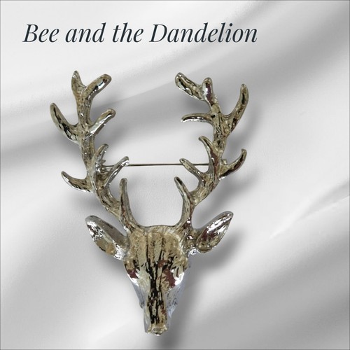 Silver tone stags head brooch - silver,