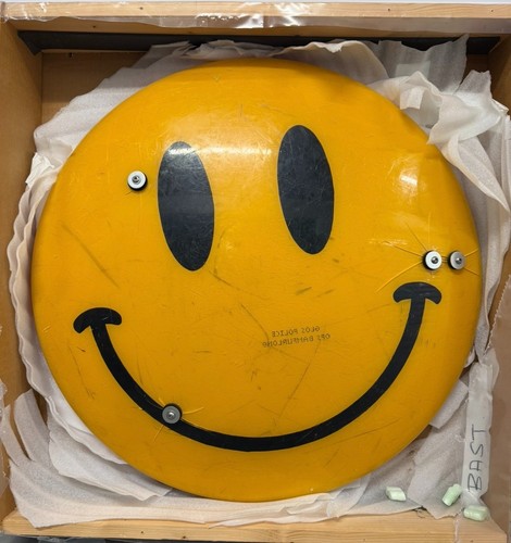 Authentic dismaland smiley - dismaland,