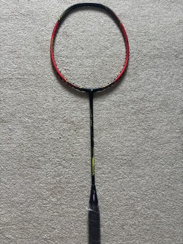Yonex voltric force 4ug5 - force,