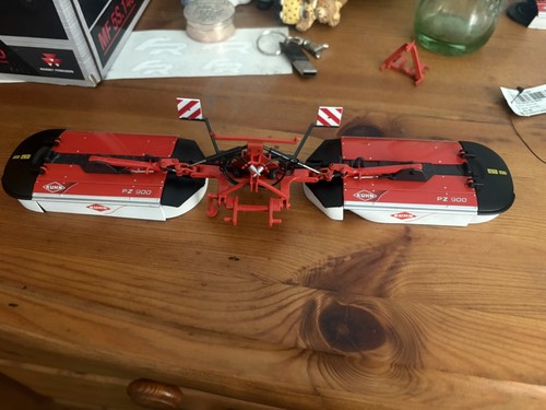 Universal hobbies kuhn - universal,