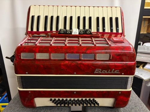 Baile bass accordion - baile,