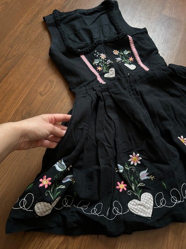 Vintage floral embroidered - vintage,