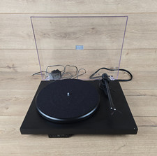 Pro-Ject Debut III Turntable