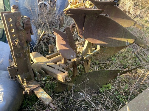 Lemken two furrow - two,