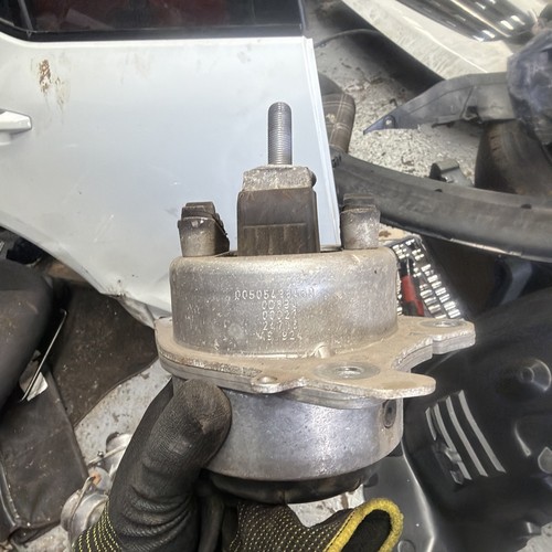 Alfa romeo giulia engine mount - giulia,