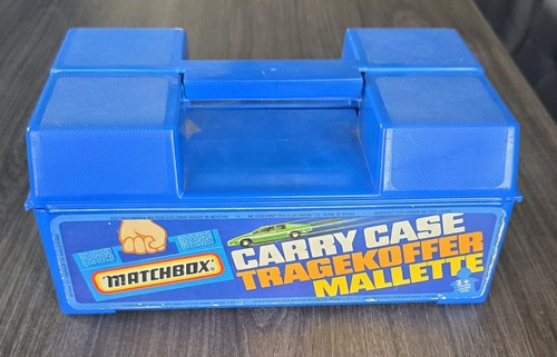 Vintage matchbox carry - matchbox, case