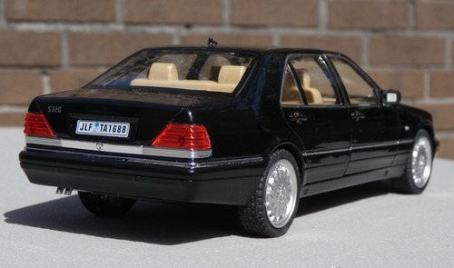 Mercedes class w140 black - class,