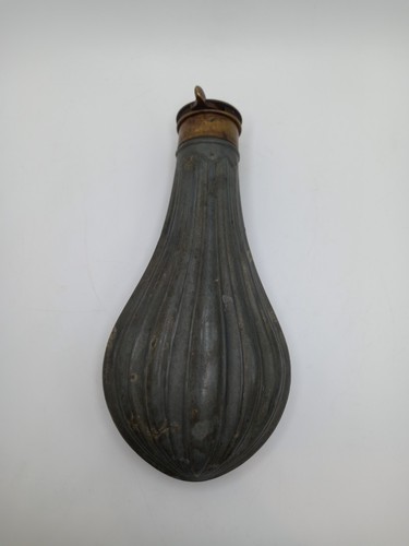 Pewter powder flask approx - powder,