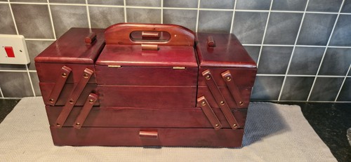 Vintage sewing box accordion - sewing,