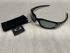 Oakley Straight Jacket