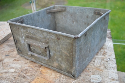 Vintage galvanised steel - vintage,