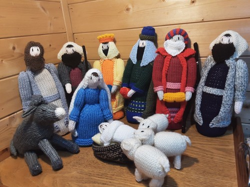Complete hand knitted - complete,