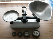 Vintage Avery White Enamel 2lb