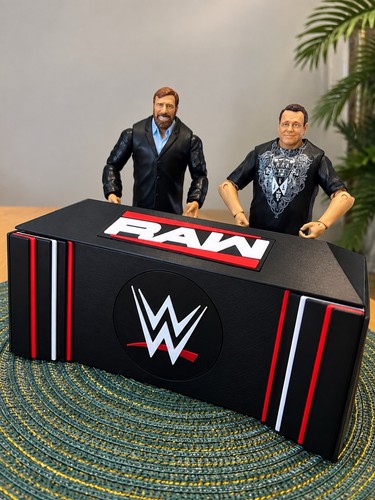 Wwe raw commentator table - table, 3d