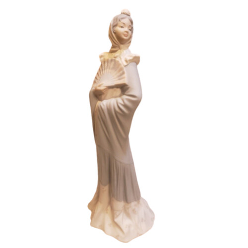Nao lladro the sophisticate - lladro,